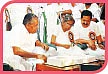 பெண்கள் உலகம்: 14 நாள்கள்