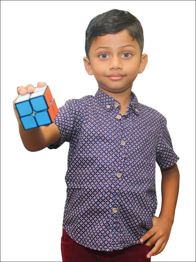 மின்னல் வேக ‘க்யூப்’ நாயகன்!