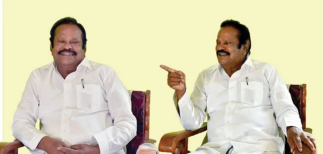 சுயமரியாதையை இழந்து அரசியலில் இருக்க விரும்பவில்லை!