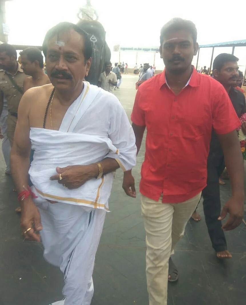 திருச்செந்தூர் கோயிலில் சுவாமி தரிசனம் செய்த ஹெச்.ராஜா