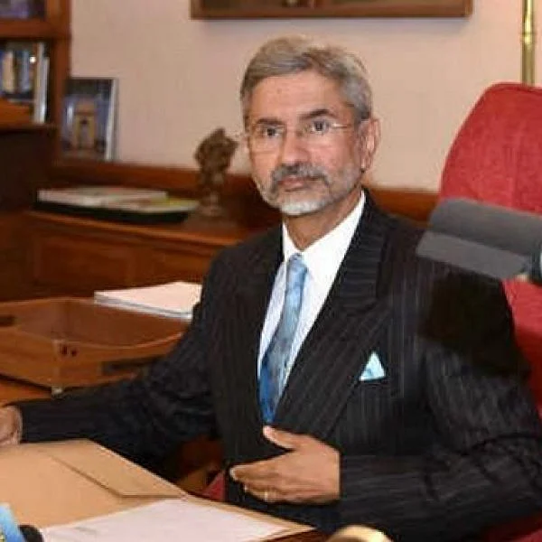 மன்மோகன் சிங்குக்கு நெருக்கமானவர்... பி.ஜே.பி-யில் இணைந்தார்!