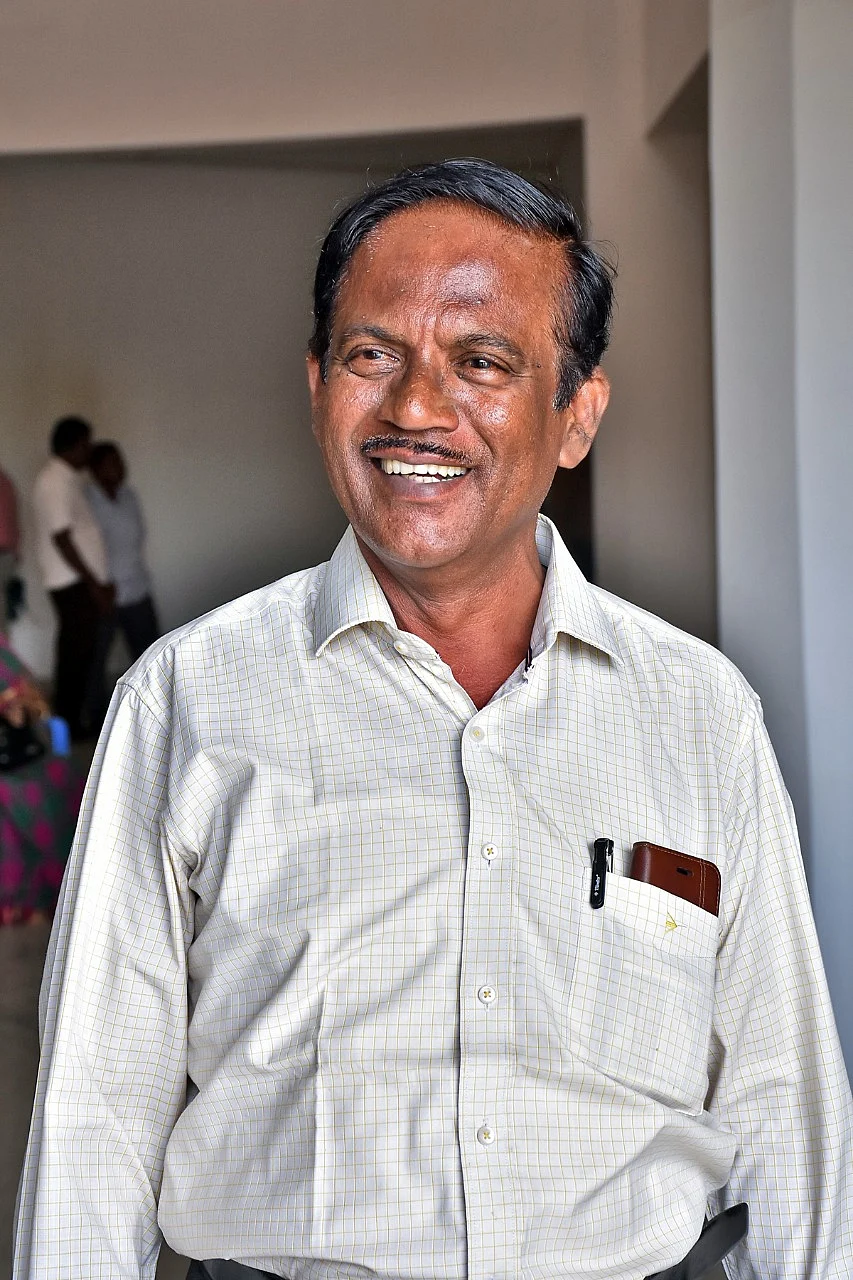 ஆசிரியர் முத்து நிலவன்