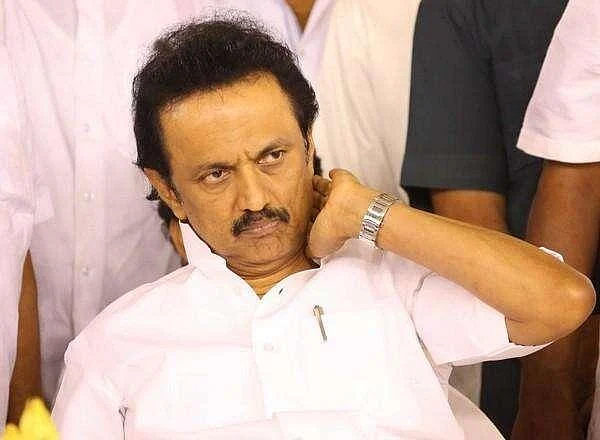 ஸ்டாலினின் வெற்றியா... ஓ.எம்.ஜி-யின் வெற்றியா? சர்ச்சையைக் கிளப்பிய மாஃபா பாண்டியராஜன்