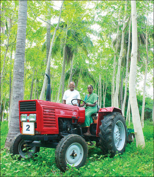 ஆச்சர்யம்: வாய்ப்பு கிடைச்சா ஏரோபிளேனே ஓட்டுவேன்! - அம்மையக்காள்