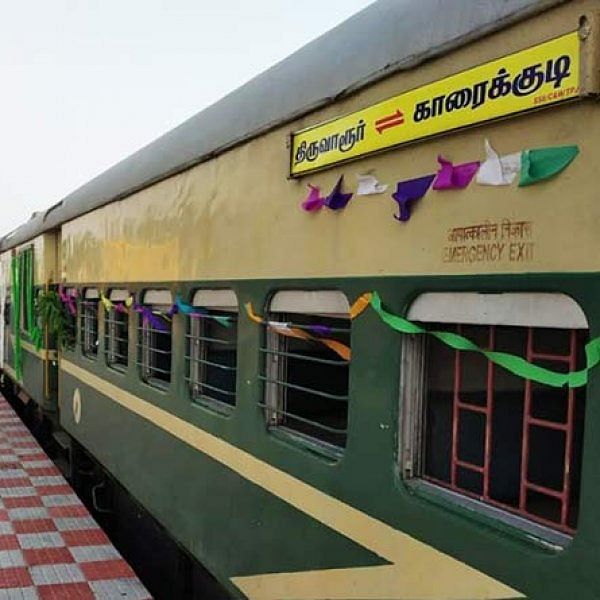காரைக்குடி - திருவாரூர் ரயில்... ஆமை வேகத்தில் செல்வதாகப் பயணிகள் புகார்!