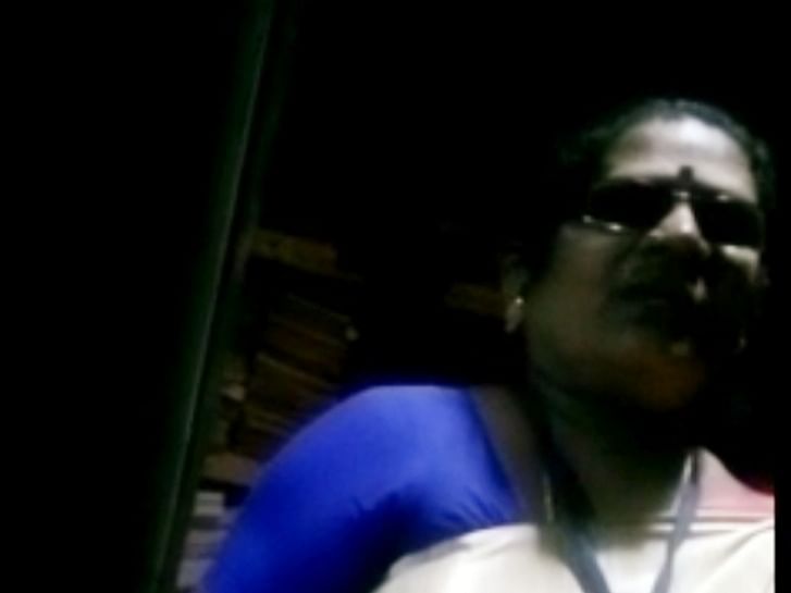 பதிவு ஆவணத்தை திரும்பித்தர லஞ்சம் கேட்கும் சார்பதிவாளார்! 