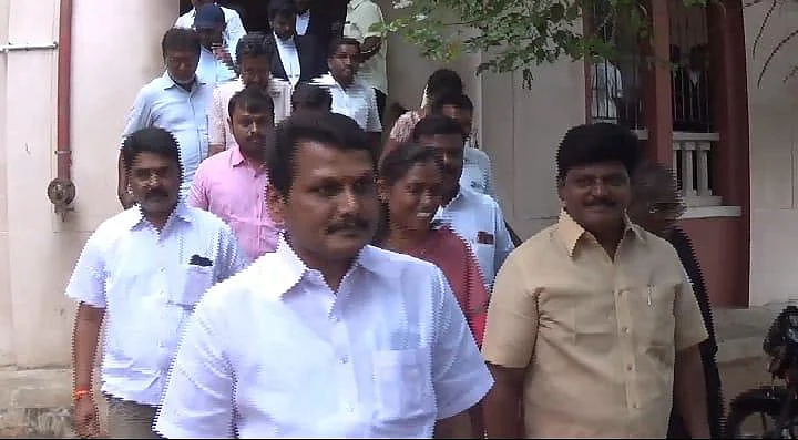கரூர் கலெக்டர் தொடர்ந்த வழக்கு - செந்தில் பாலாஜி, ஜோதிமணிக்கு நிபந்தனை ஜாமீன்!