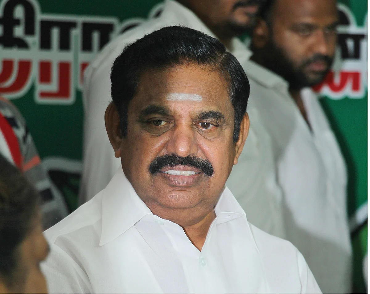 மூன்று பழனிசாமிகளும் முடங்கிக் கிடக்கும் உள்ளாட்சியும்!
