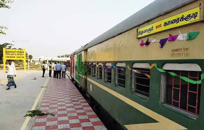 காரைக்குடி - திருவாரூர் ரயில்... ஆமை வேகத்தில் செல்வதாகப் பயணிகள் புகார்!