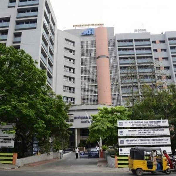 `ரகசியமாக இருக்கும்; ஸ்பெஷல் கிஃப்ட் இருக்கு"- வாட்ஸ்அப் சிக்கலில் சி.எம்.டி.ஏ அதிகாரி 