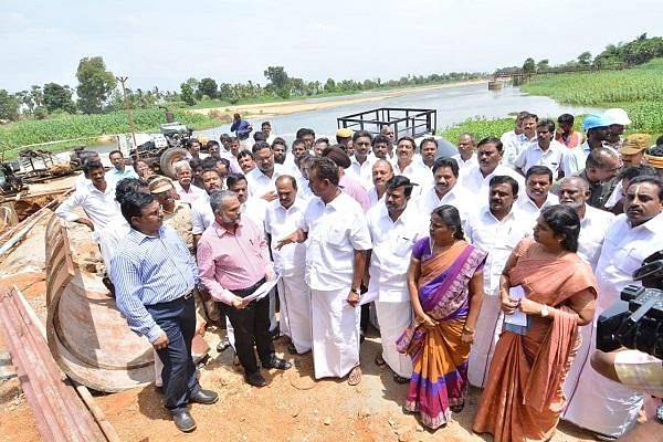 ’பருவமழை குறைந்ததே தண்ணீர் தட்டுப்பாட்டுக்குக் காரணம்’ -அமைச்சர் வேலுமணி தகவல்!