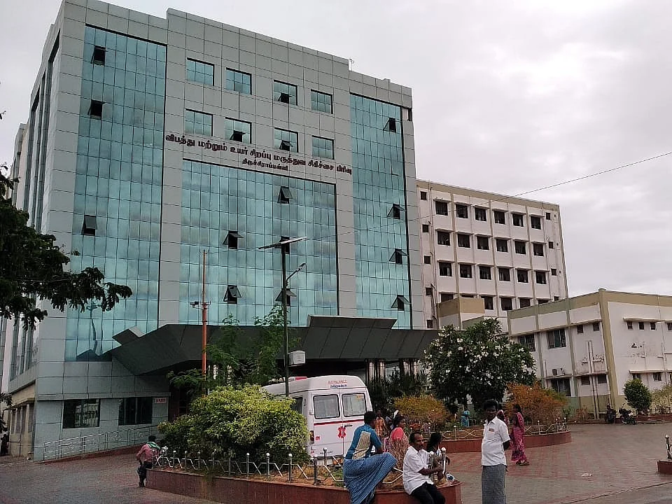 சிகிச்சையில் அலட்சியம், ஸ்கேன் எடுக்க பணம்... திருச்சி அரசு மருத்துவமனையில் உண்மையில் நடந்தது என்ன?