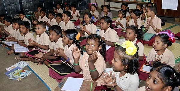 அரசுப்பள்ளி ஆசிரியர்கள் பணியிட மாறுதல் கலந்தாய்வு