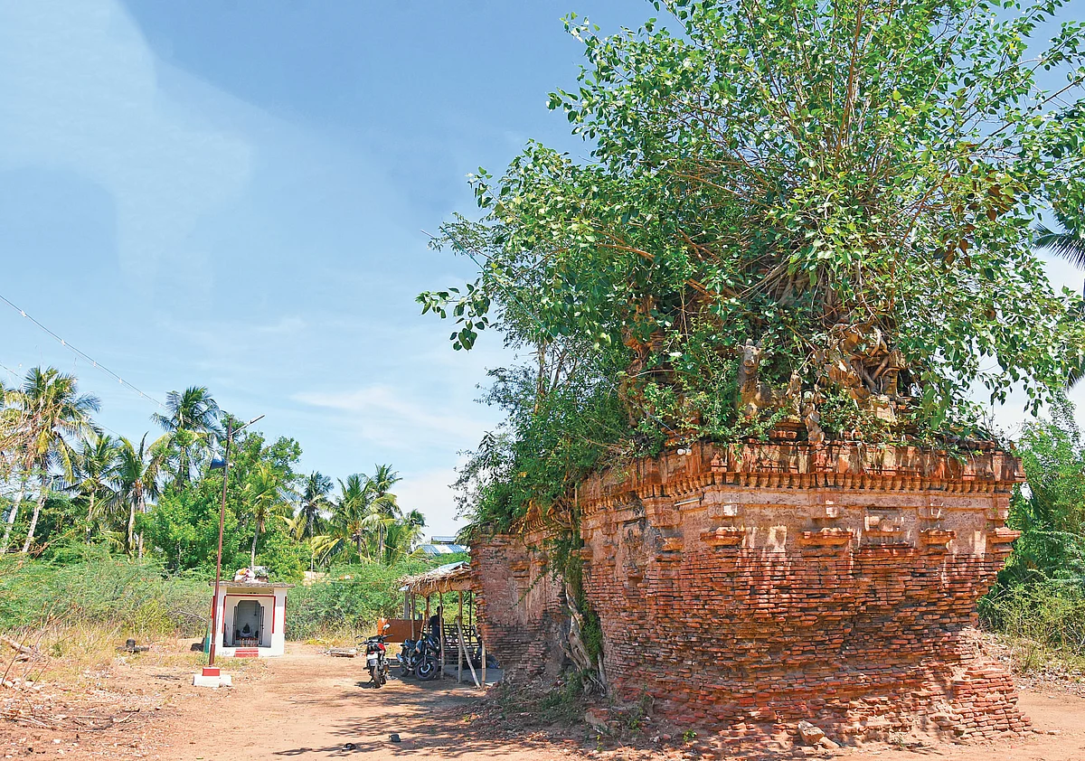 ஆலயம் தேடுவோம்: சிதலமடைந்த கோயிலுக்குள் தர்மபுரீஸ்வரர்!