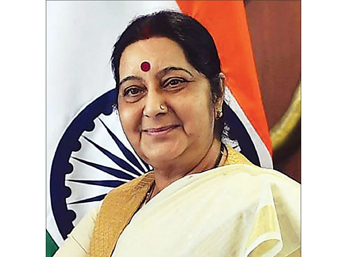 டெல்லியை ஆண்ட இரண்டு மகாராணிகள்! - ஷீலா தீட்சித் - சுஷ்மா ஸ்வராஜ்