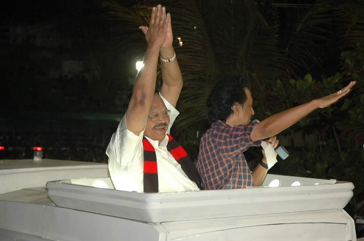 பிரசாரத்தில் ஸ்டாலினுடன் துரைமுருகன்