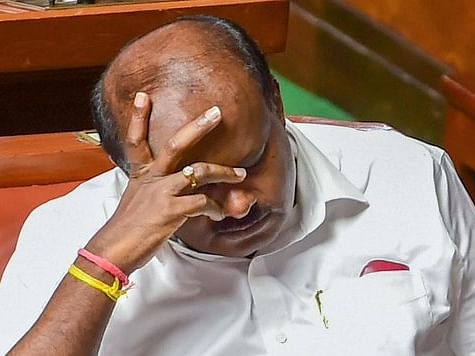 `அரசியல் போதும்... என்னை விட்டு விடுங்கள்!' - குமாரசாமி `திடீர்' அறிவிப்பு