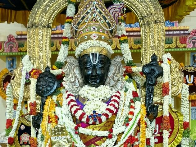 பச்சைப்பட்டில் அத்திரவரதர்... 1 கோடியை நெருங்கும் பக்தர்களின் எண்ணிக்கை!