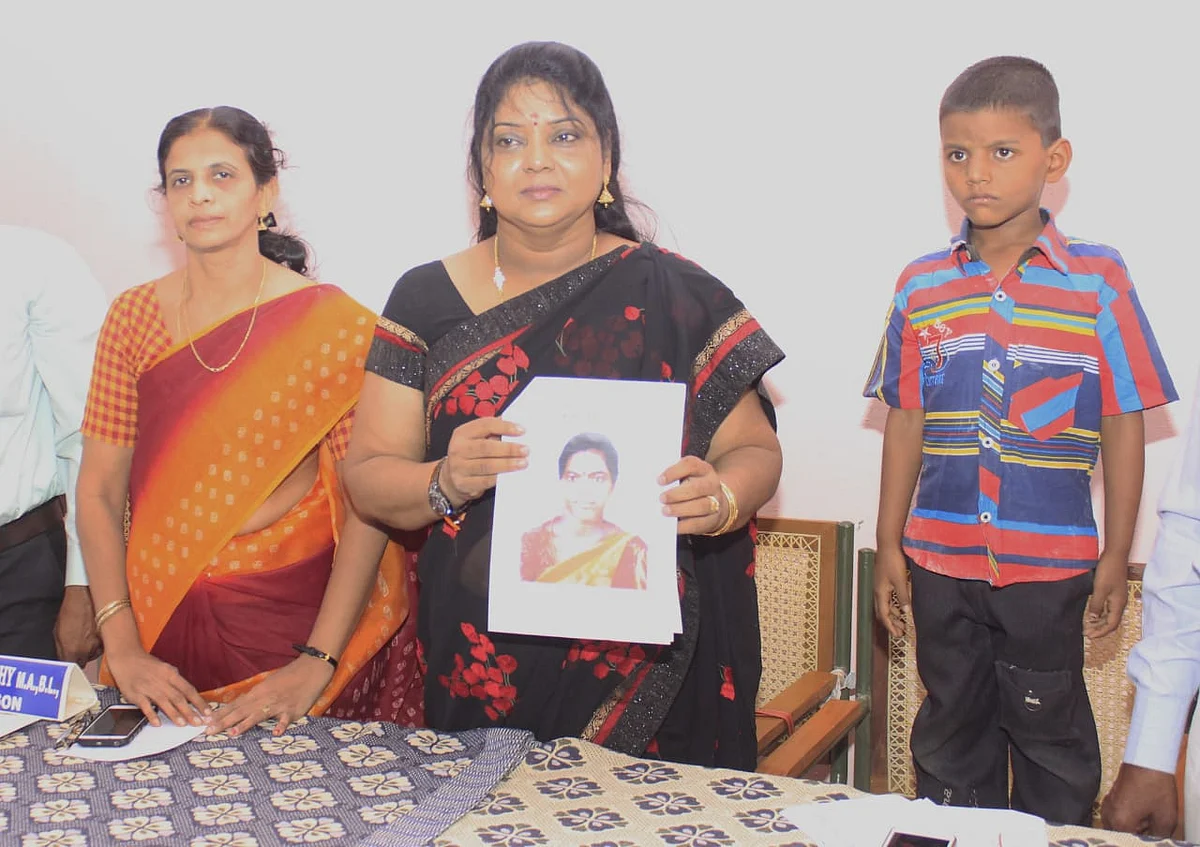 குழந்தைகள் நலக் குழுவினர்