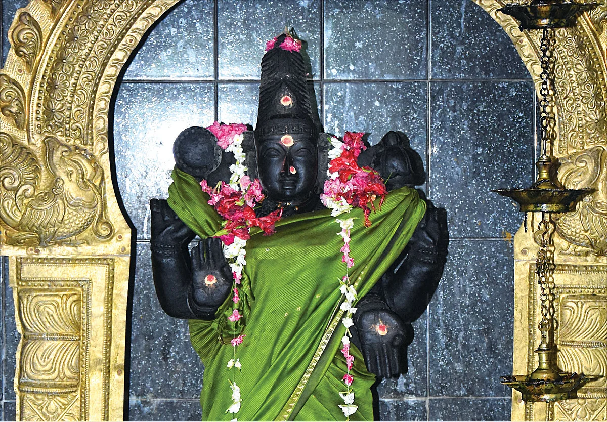 திருவருள் திருவுலா: அபிராமி ஆட்சி செய்யும் மந்திர சக்தி பீடங்கள்!