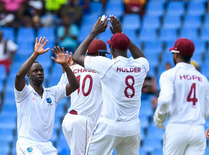 Kemar Roach
