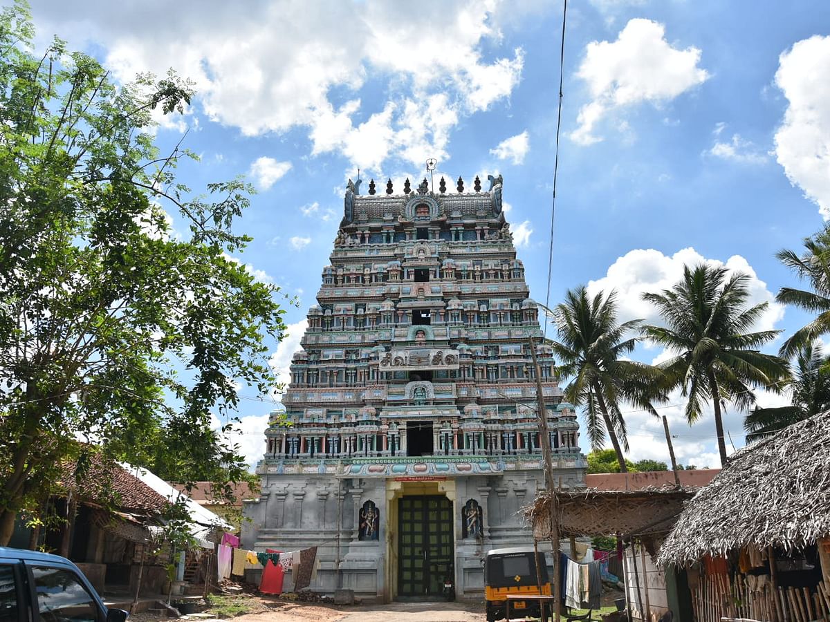 கல்வியறிவு அருளும் எழுத்தறிநாதர்! - அட்சராப்யாசம் செய்ய உகந்த திருஇன்னம்பூர் 