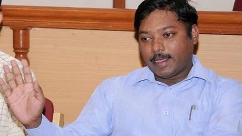 சசிகாந்த் செந்தில்