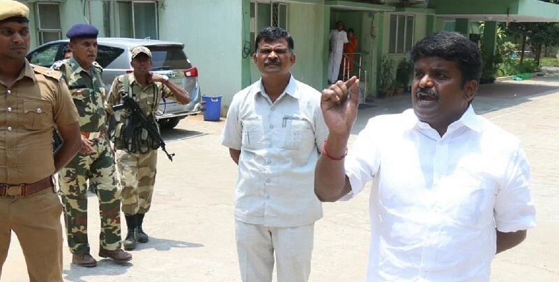 சி.விஜயபாஸ்கர்