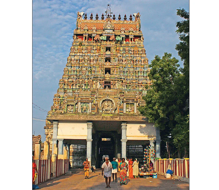 திருவருள் திருவுலா: அபிராமி ஆட்சி செய்யும் மந்திர சக்தி பீடங்கள்!