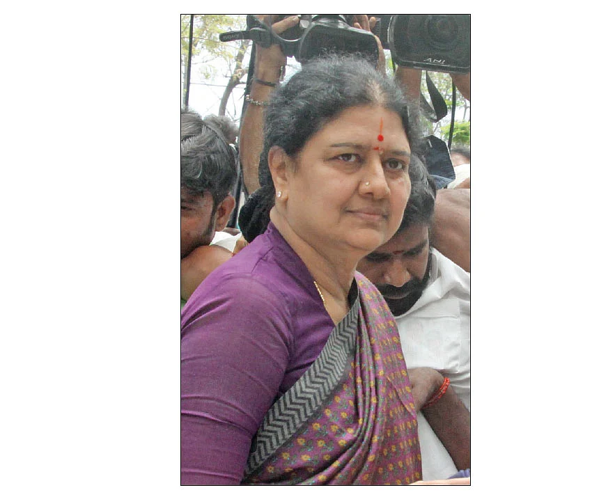 சசிகலா