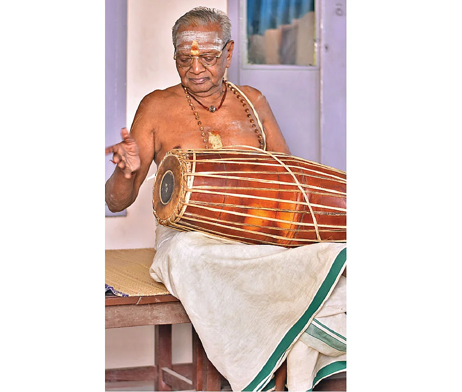புண்ணிய புருஷர்கள்! - 12