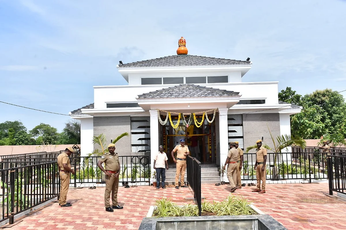 காடுவெட்டி குரு மணிமண்டபம்