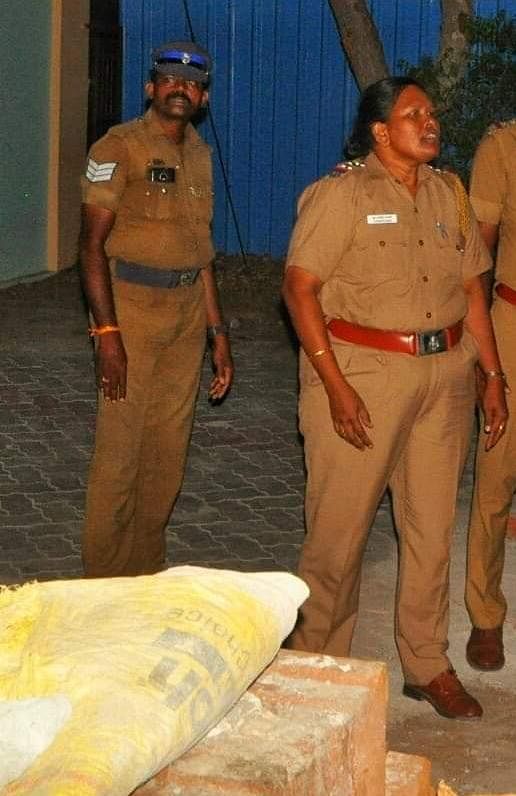 2017-ல் லஞ்சம்; 2019-ல் நடவடிக்கை! - பெண் இன்ஸ்பெக்டர், எஸ்.ஐ, 2 ஏட்டுகள் டிஸ்மிஸ்| Police inspector and 3 cops were removed from service over bribe charge - Vikatan 2017-ல் லஞ்சம்; 2019-ல் நடவடிக்கை! - பெண் இன்ஸ்பெக்டர், எஸ்.ஐ, 2 ஏட்டுகள் டிஸ்மிஸ்| Police inspector and 3 cops were removed from service over bribe charge - Vikatan