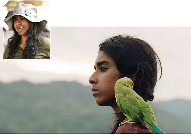 பெண்கள் உலகம்: 14 நாள்கள்