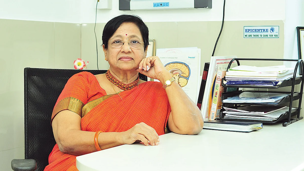 டாக்டர் பிரீத்திகா சாரி