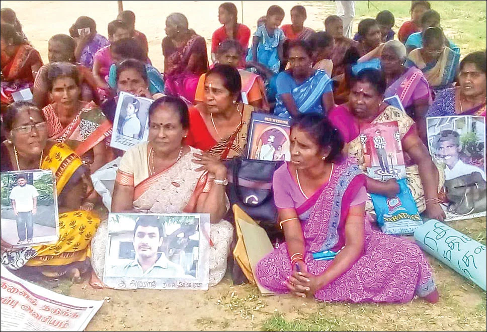 10 ஆண்டுகள்... காணாமல்போன 16,000 பேர்! - இன்னும் முடியாத ஈழத்தின் துயரம்!