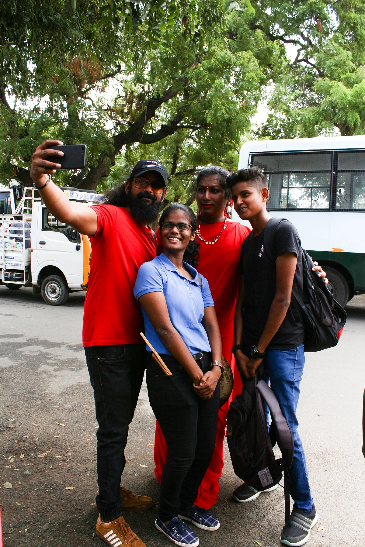 கோவையில் நடைபெற்ற வானவில் பேரணி