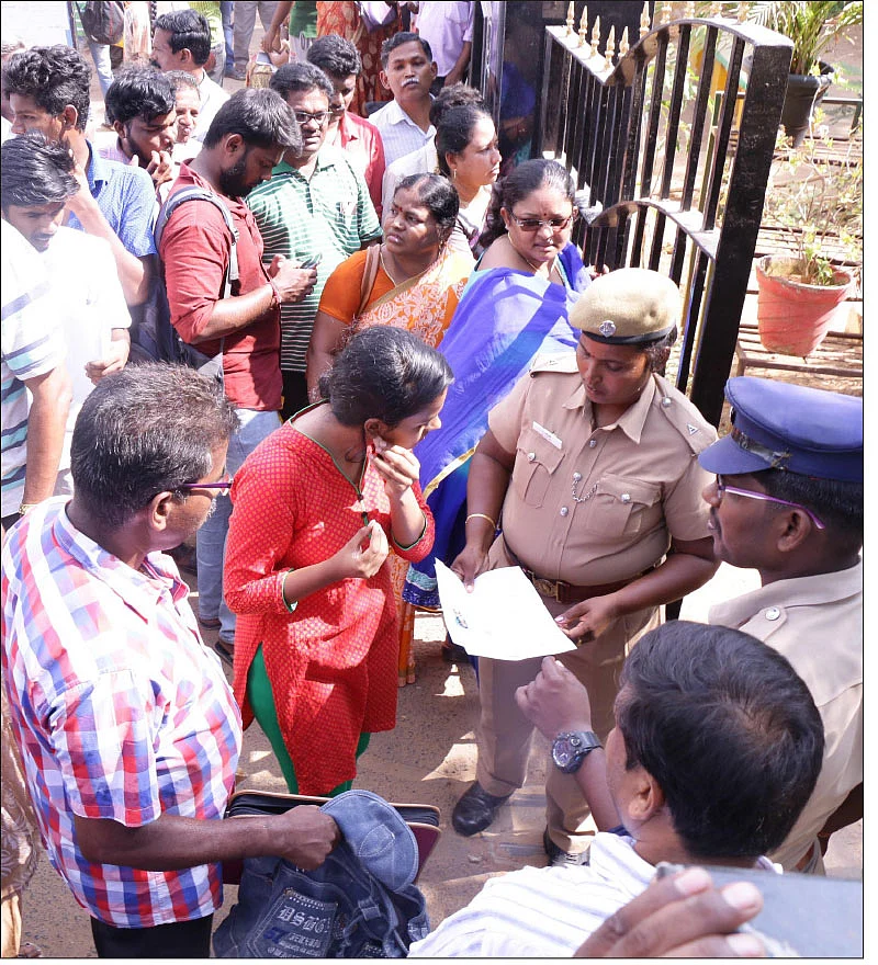 நீட் மோசடி - அலறவைக்கும் ஆல்இண்டியா நெட்வொர்க்... அமுக்கப்பார்க்கிறதா அரசு?
