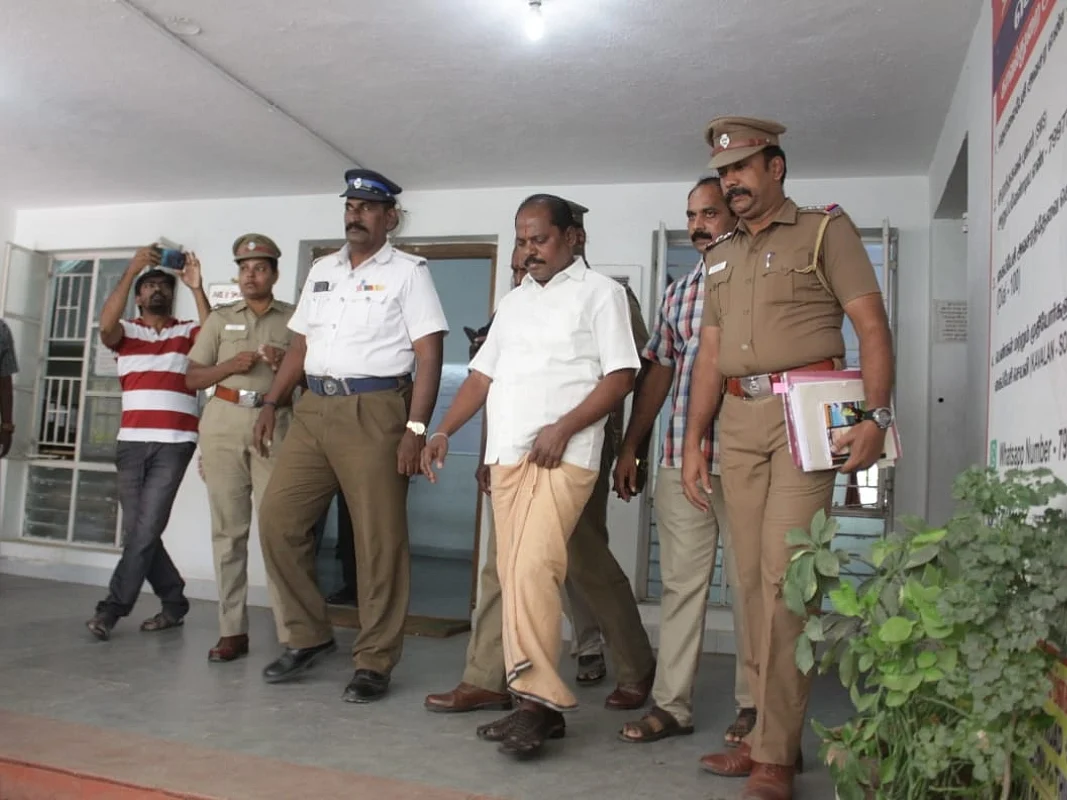`உங்க மருமகளை வரவேற்க இன்னொரு மகளைக் கொல்வதா?’ - ஜெயகோபாலை கடிந்துகொண்ட நீதிபதி
