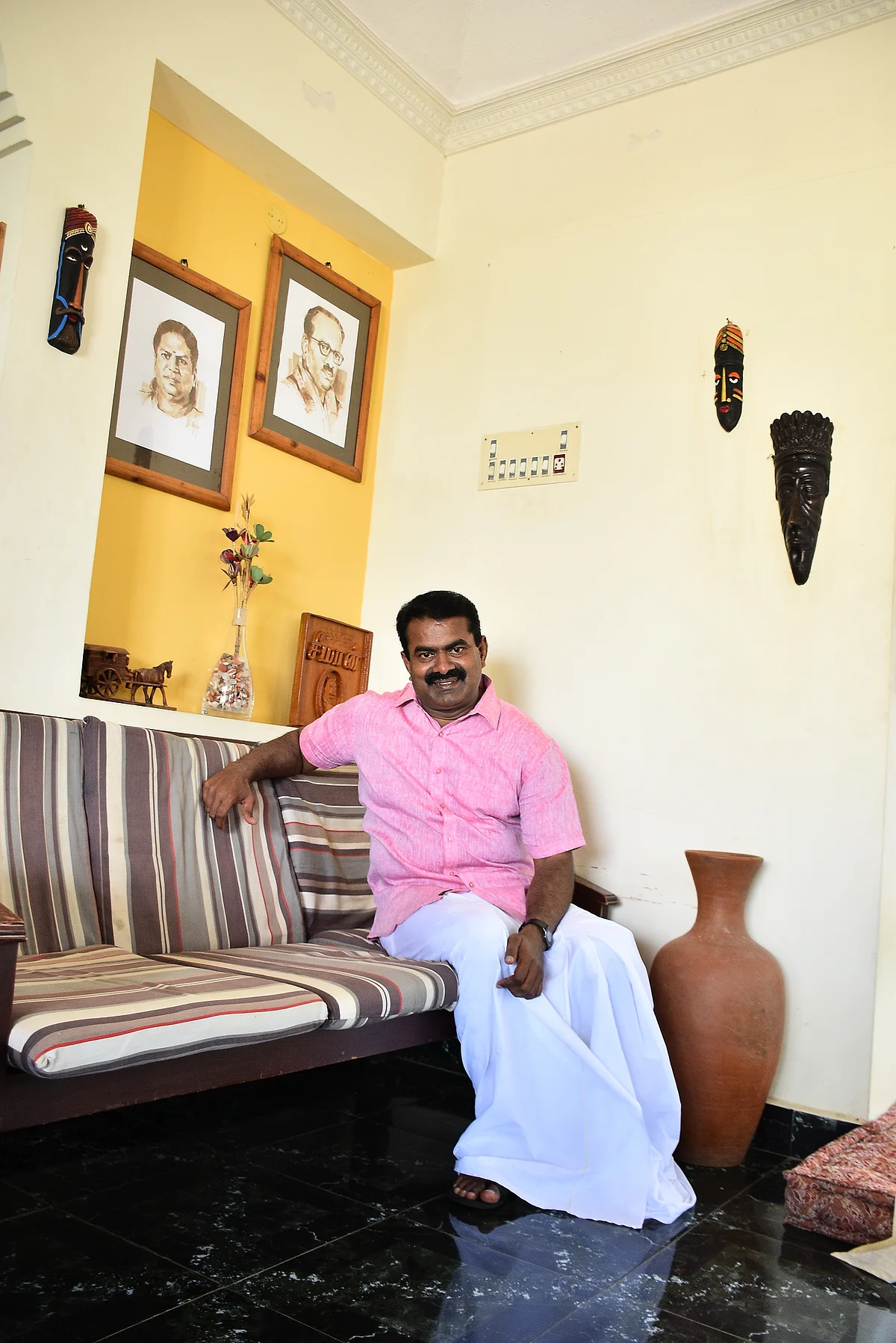 சீமான்