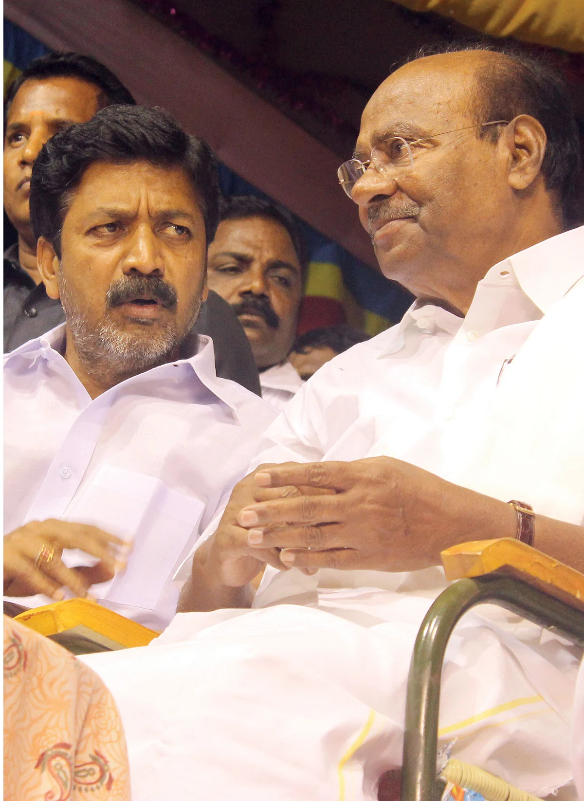 சி.வி.சண்முகம், ராமதாஸ்