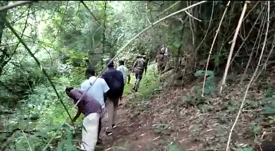 கேரள போலீஸார்
