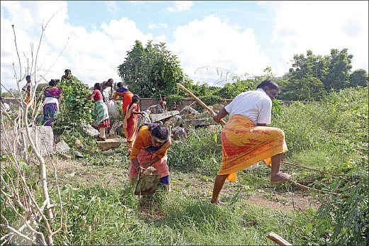 புண்ணிய புருஷர்கள்