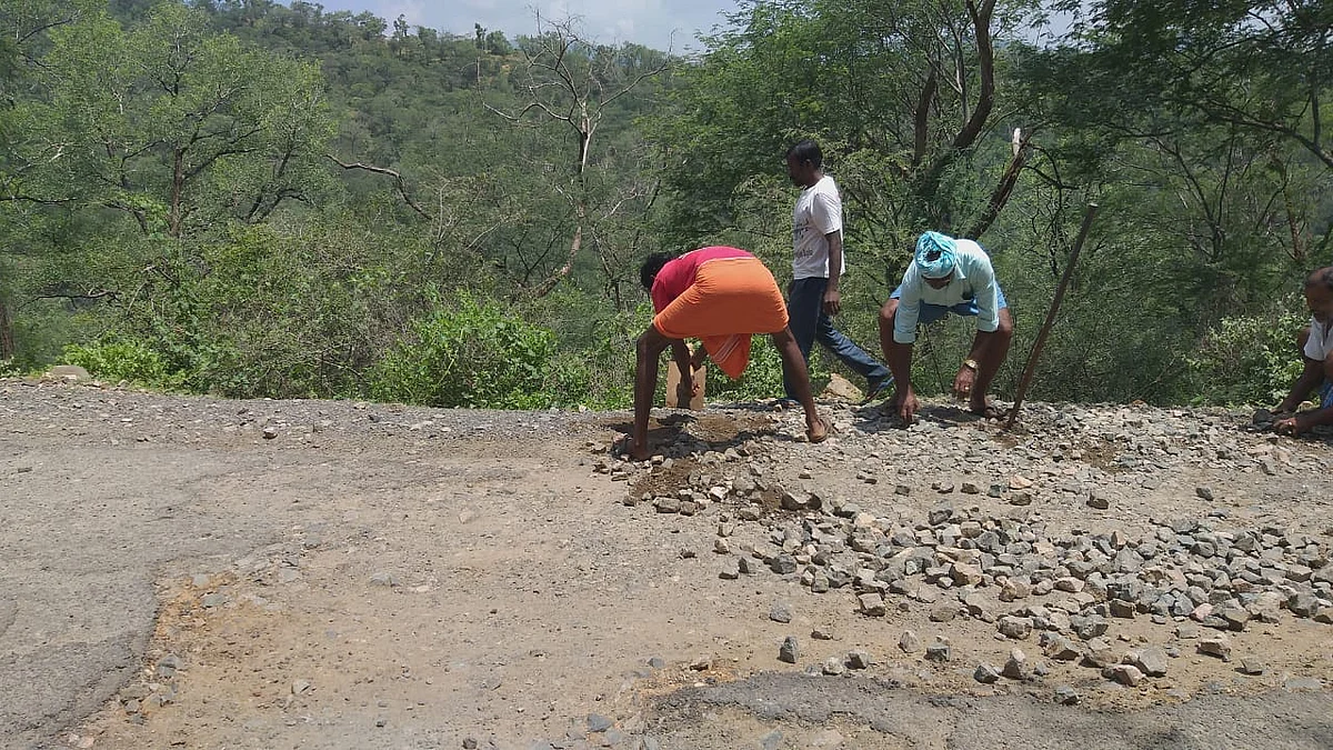 தன்னார்வலர்கள்