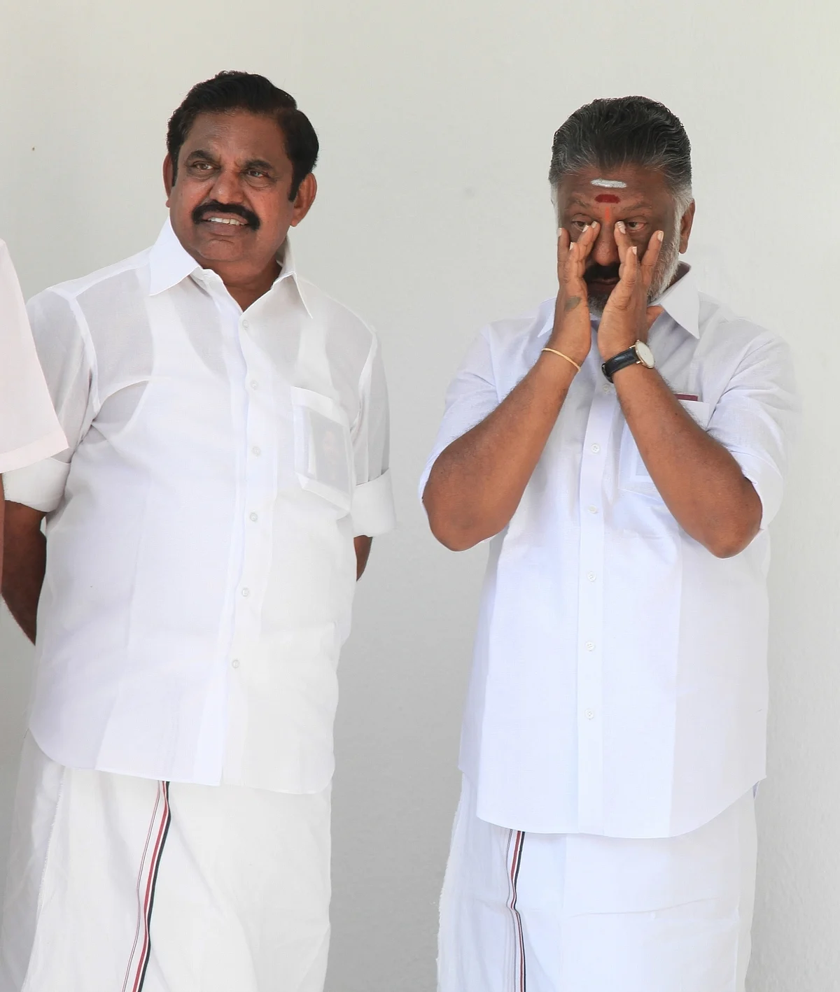 எடப்பாடி, பன்னீர் செல்வம்