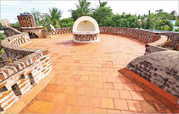 Circle House