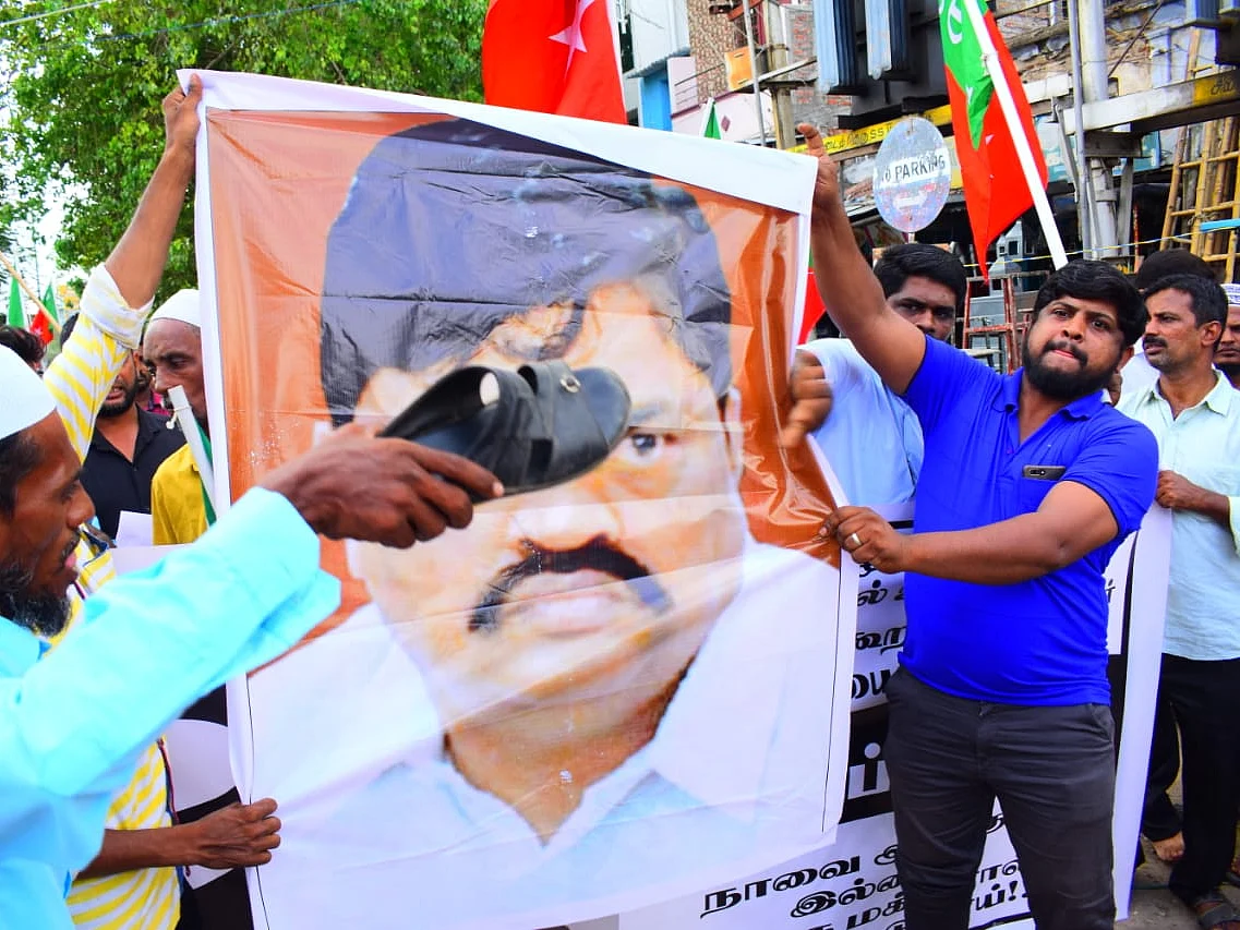 `இந்தப் பேச்சுக்கு அவர் மன்னிப்பு கேட்க வேண்டும்'-ராஜேந்திர பாலாஜிக்கு எதிராக கடுகடுக்கும் எஸ்டிபிஐ!