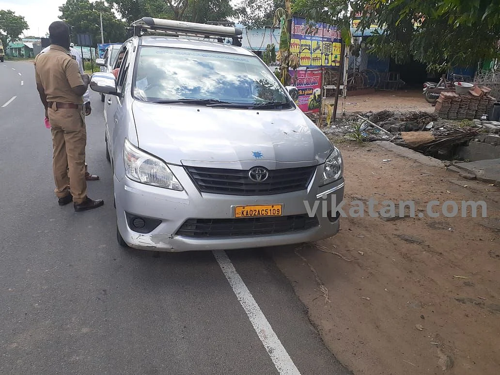 karnadaka registration car
