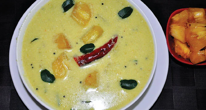 பைனாப்பிள் புளிசேரி