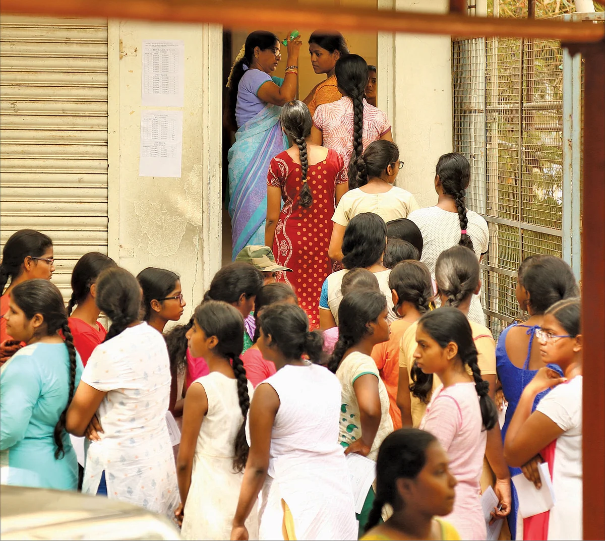 நீட் மோசடி - அலறவைக்கும் ஆல்இண்டியா நெட்வொர்க்... அமுக்கப்பார்க்கிறதா அரசு?